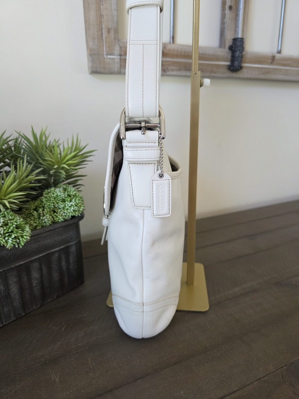 Coach Vintage Soho Large White Leather Convertible Crossbody Shoulder Bag Y2K - Picture 3 of 15